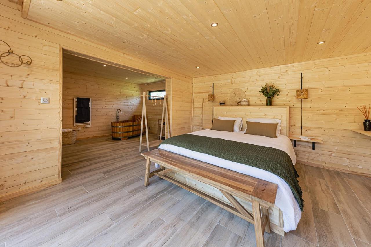Les Lodges De Malbrough Aire-sur-la-Lys Exterior foto