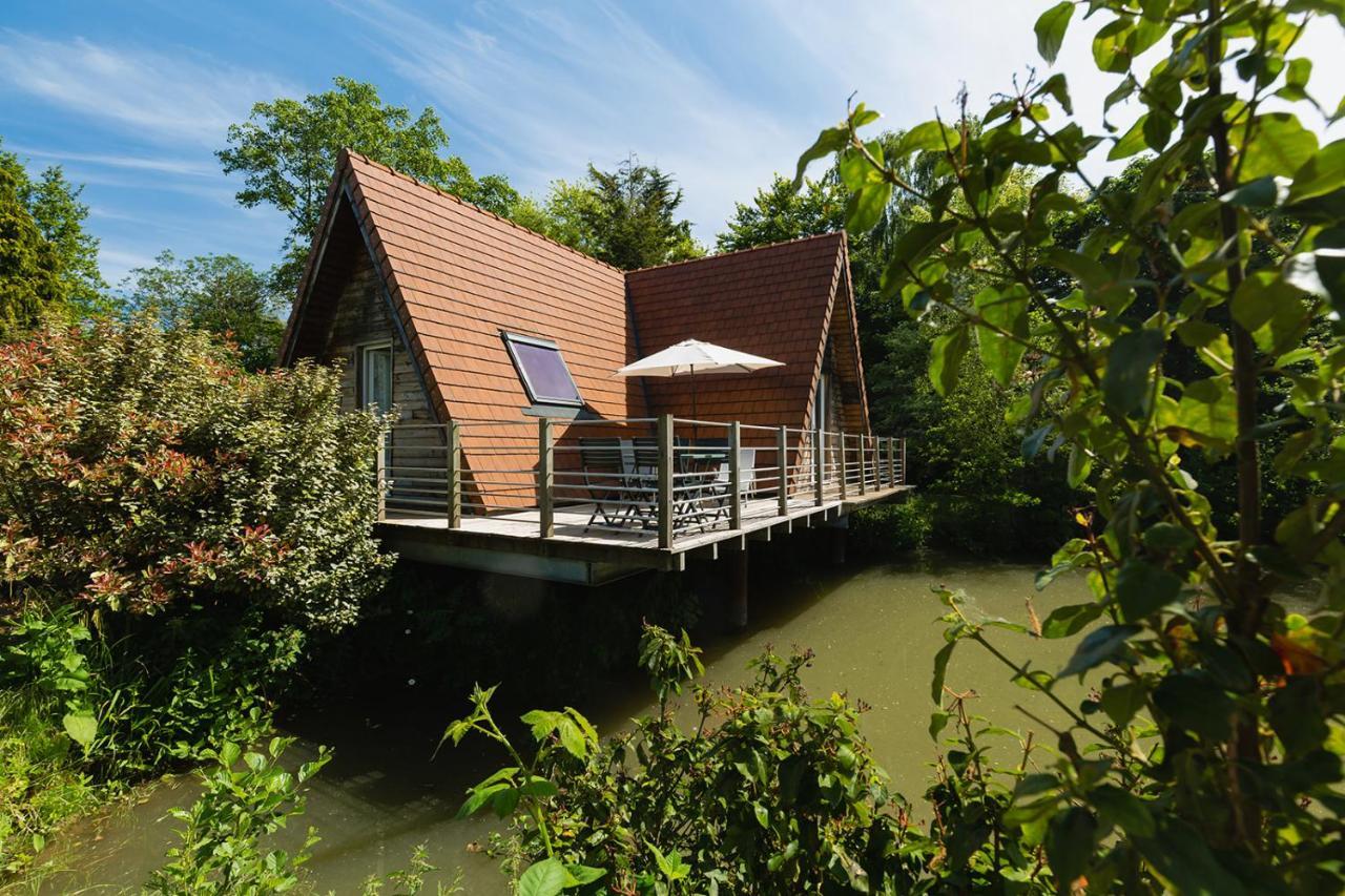 Les Lodges De Malbrough Aire-sur-la-Lys Exterior foto