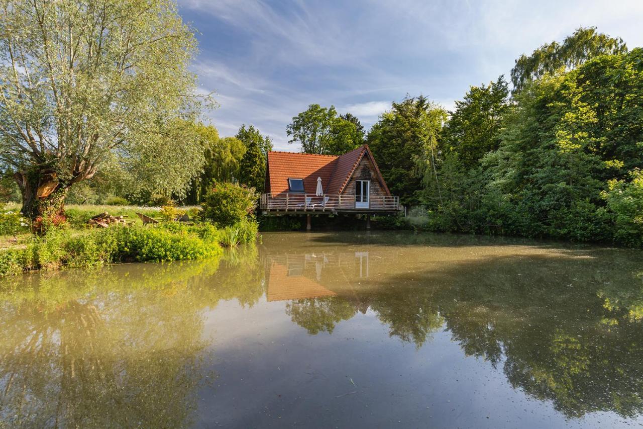 Les Lodges De Malbrough Aire-sur-la-Lys Exterior foto