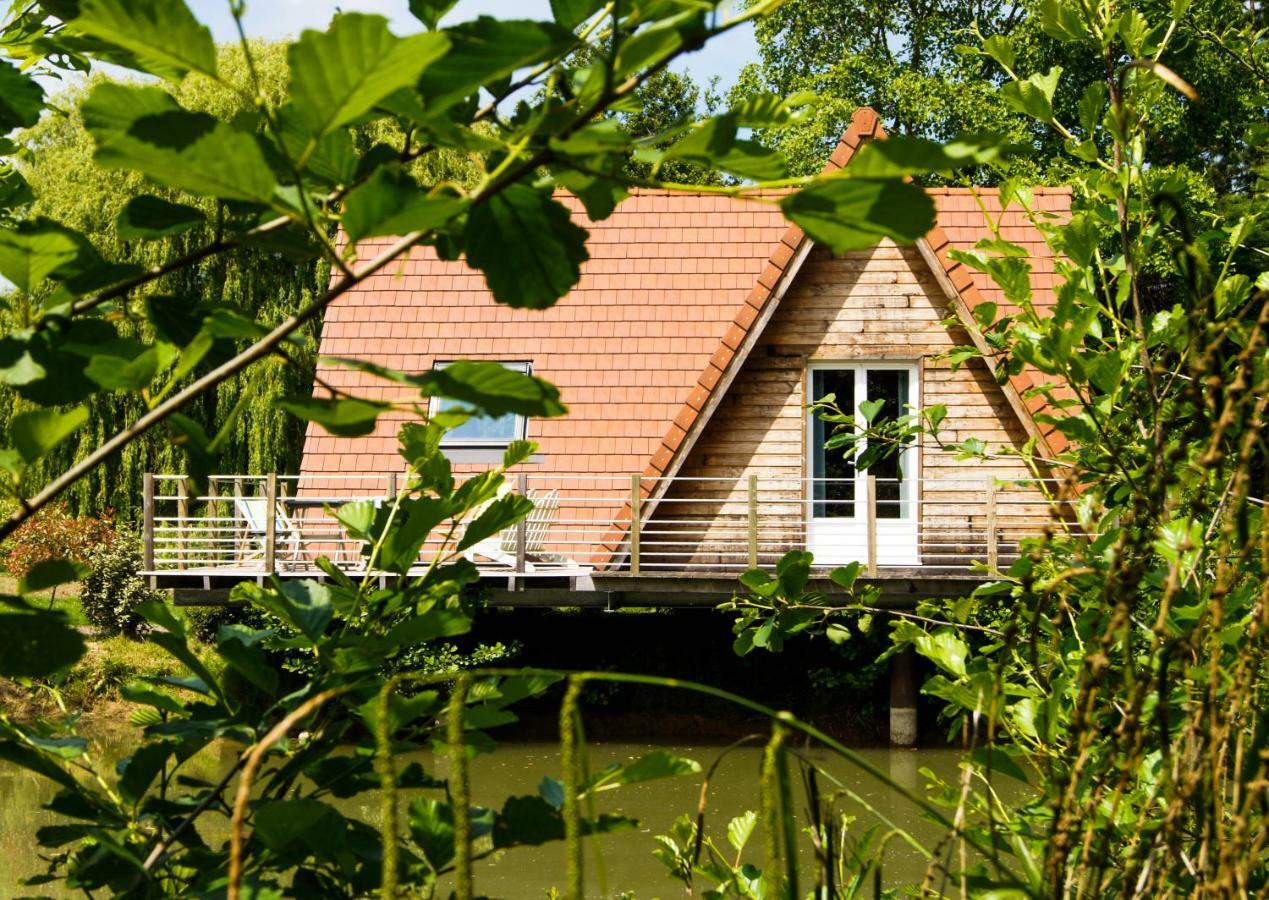 Les Lodges De Malbrough Aire-sur-la-Lys Exterior foto